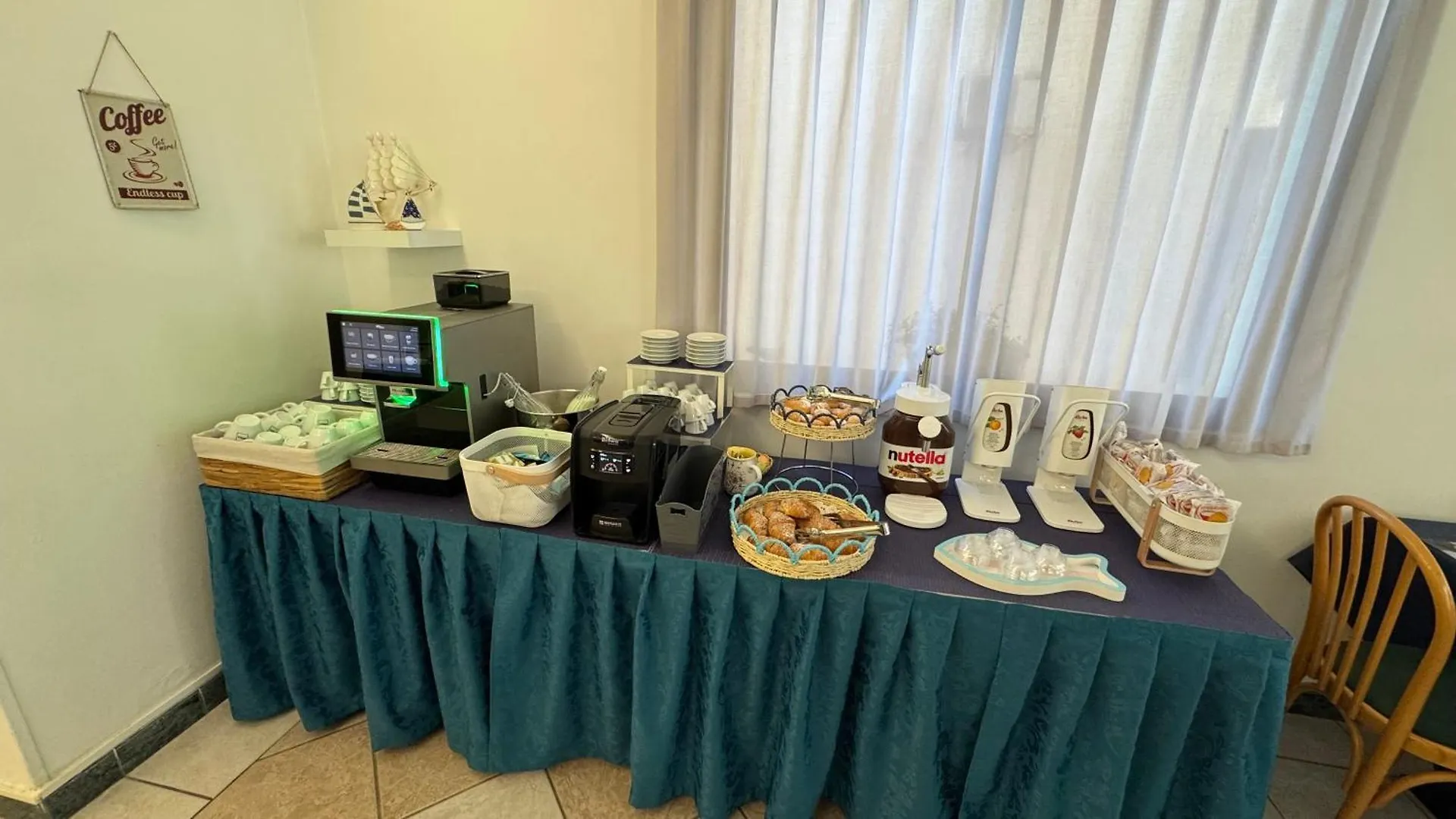 Hotel Oltremar B&B Cattolica 2*,